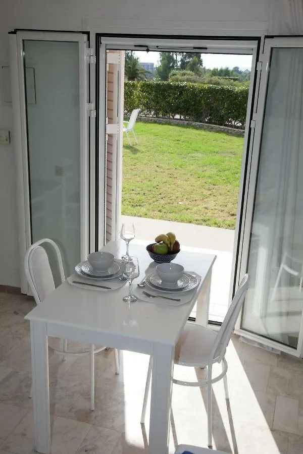 Cavaliere Houses Lixouri 0*,  Greece