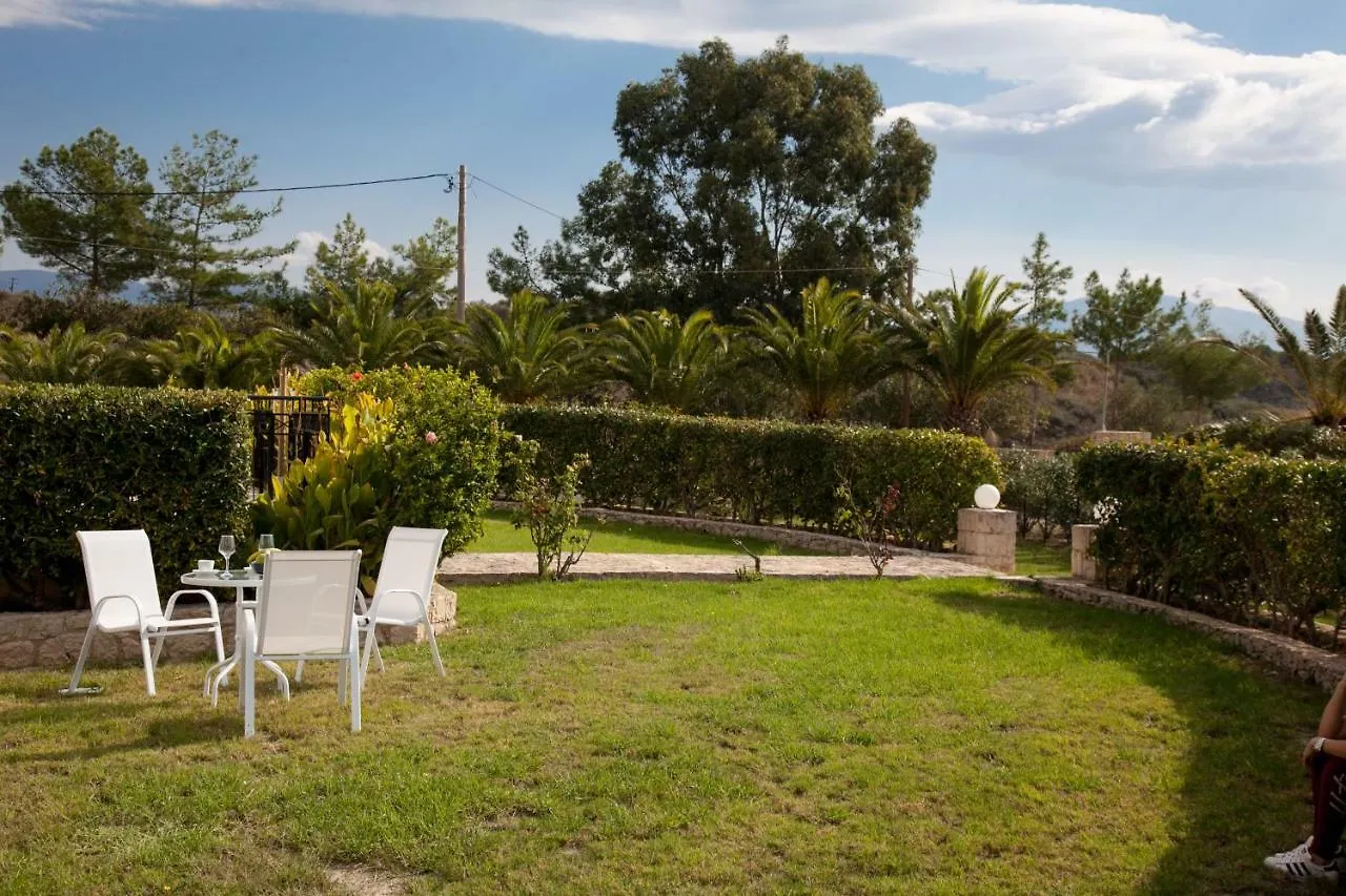 Cavaliere Houses Lixouri